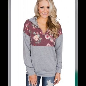 🌸 NWT!! Floral light weight sweatshirt